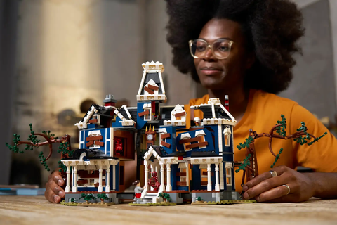 LEGO Stranger Things: The Creel House 11370
