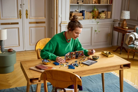Lego Bookstore: Book Nook 11379