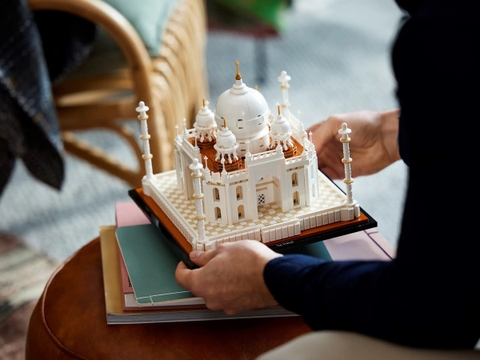 LEGO Taj Mahal 21056