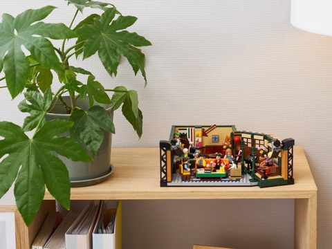 LEGO Central Perk 21319