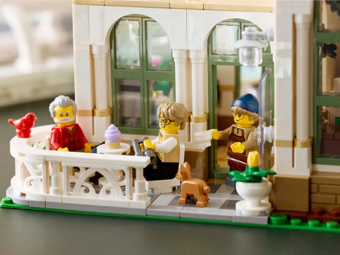 LEGO IDEAS The Botanical Garden 21353