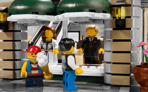 Lego Grand Emporium 10211