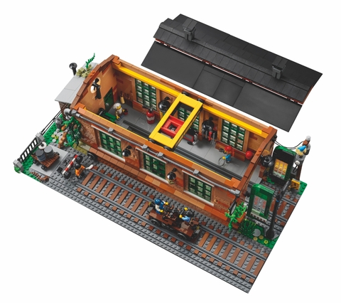 Lego Old Train Engine Shed 910033