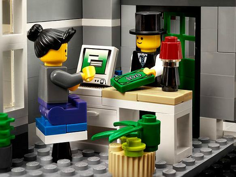 Lego Town Hall 10224