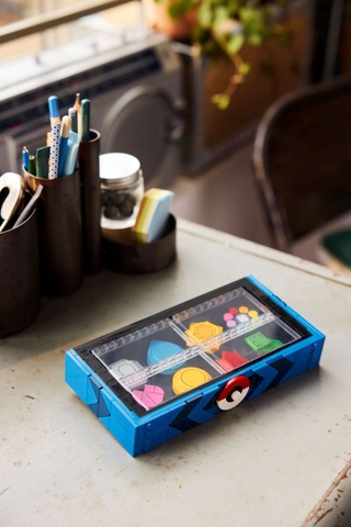 LEGO Kanto Region Badge Collection 40892