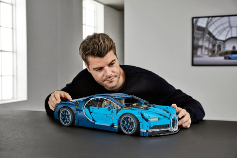 LEGO Technic Bugatti Chiron 42083