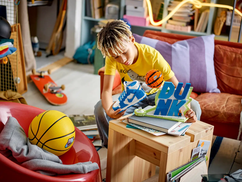 Nike x LEGO® Collection Nike Dunk x LEGO® Set 43008