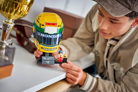 Lego Ayrton Senna Helmet 43024