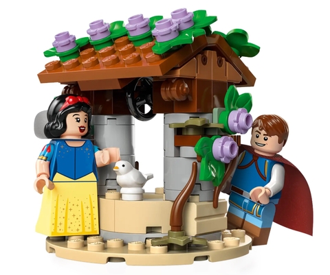 LEGO Snow White and the Seven Dwarfs' Cottage 43242