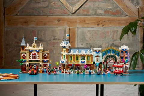 LEGO Main Street, U.S.A. 43302