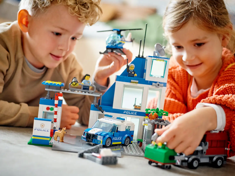 LEGO CITY Police Station 60316