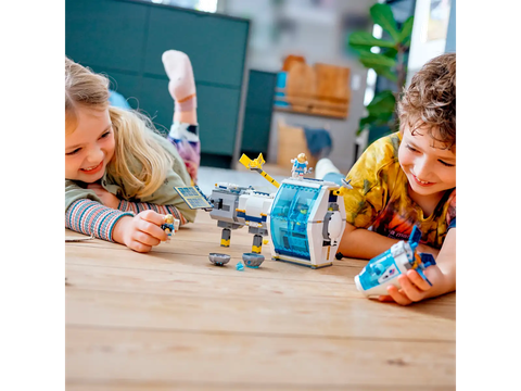LEGO CITY Lunar Space Station 60349