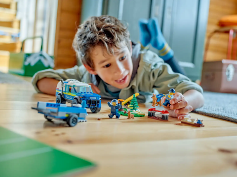 LEGO CITY Mobile Police Dog Training 60369