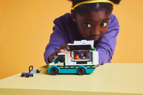 Lego City Emergency Ambulance 60451
