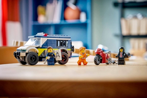 Lego Police Prisoner Transport Van 60479