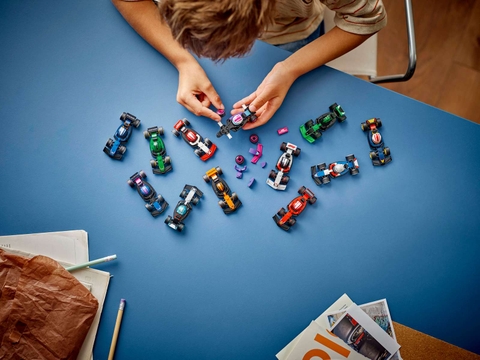 Lego F1® Collectible Race Cars 71049