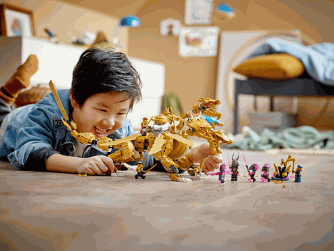 Lego Ninjago Lloyd's Golden Ultra Dragon 71774