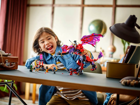 LEGO NINJAGO®  Thunderfang Dragon of Chaos 71832