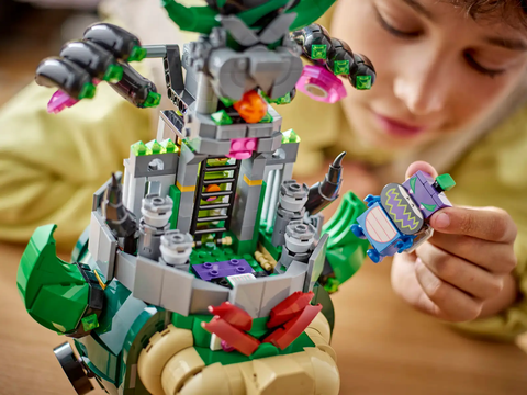 LEGO Prince Florian & Castle Bowser 72042