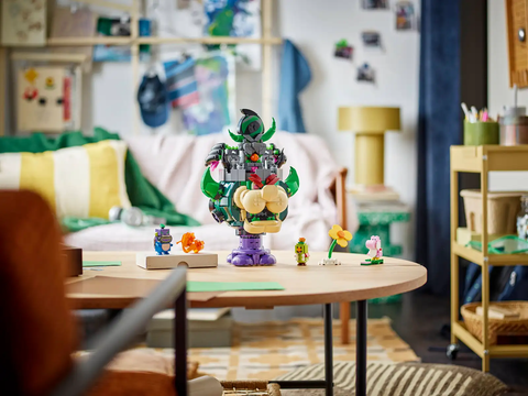 LEGO Prince Florian & Castle Bowser 72042