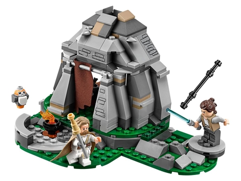 LEGO Star Wars Ahch-To Island™ Training 75200