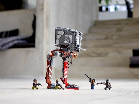 LEGO Star Wars AT-ST™ Raider from The Mandalorian 75254