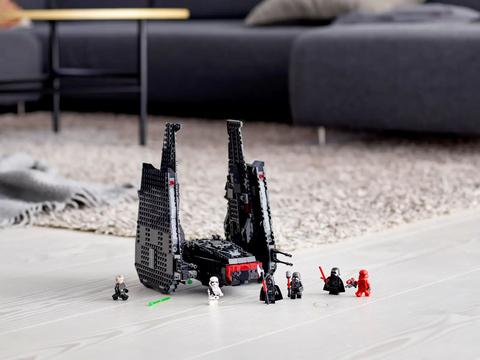Lego Star Wars Kylo Ren's Shuttle 75256