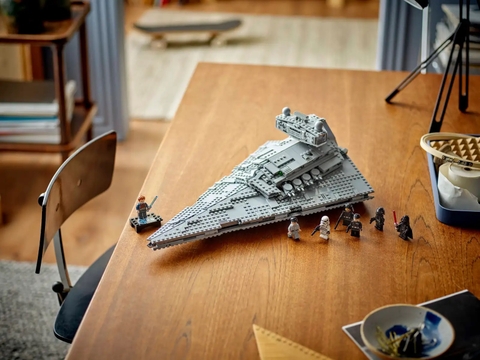 LEGO Imperial Star Destroyer™ 75394