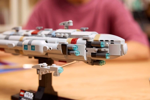 LEGO Star Wars Home One Starcruiser 75405