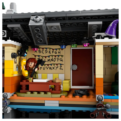LEGO The Upside Down 75810