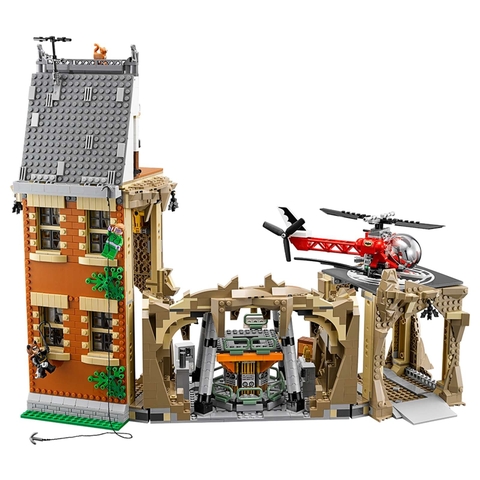 LEGO Batman™ Classic TV Series – Batcave 76052