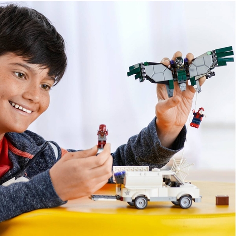 Lego Marvel Beware the Vulture 76083