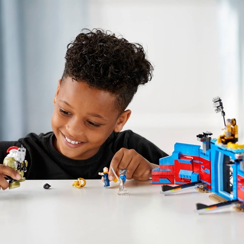 Lego Marvel Thor vs Hulk Arena Clash 76088
