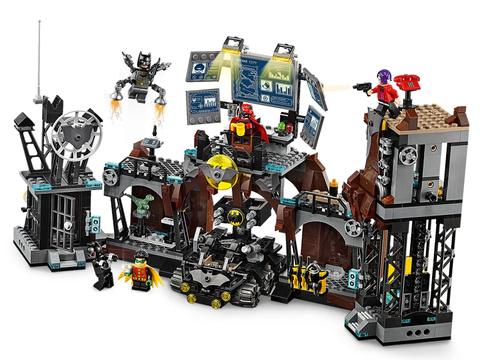 LEGO Batcave Clayface™ Invasion 76122