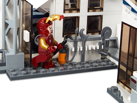 Lego Marvel Avengers Compound Battle 76131