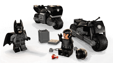 Lego DC Comics Batman & Selina Kyle Motorcycle Pursuit 76179