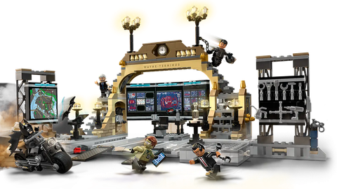 LEGO DC Batcave™: The Riddler™ Face-off 76183