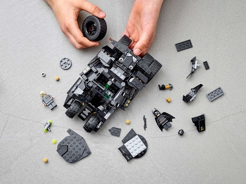 LEGO® DC Batman™ Batmobile™ Tumbler: Scarecrow™ Showdown 76239