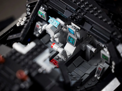 LEGO® DC Batman™ Batmobile™ Tumbler 76240