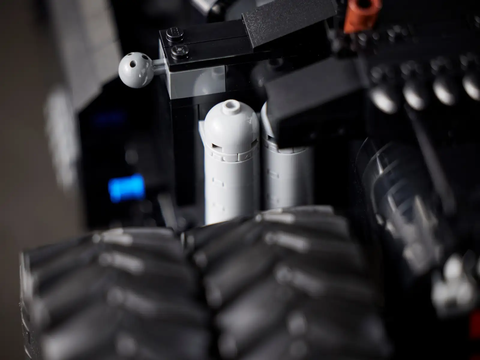 LEGO® DC Batman™ Batmobile™ Tumbler 76240