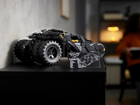 LEGO® DC Batman™ Batmobile™ Tumbler 76240