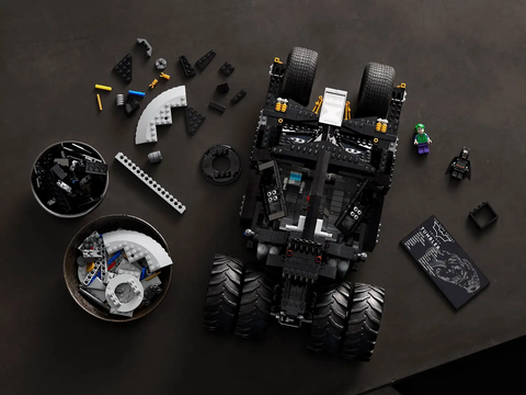 LEGO® DC Batman™ Batmobile™ Tumbler 76240