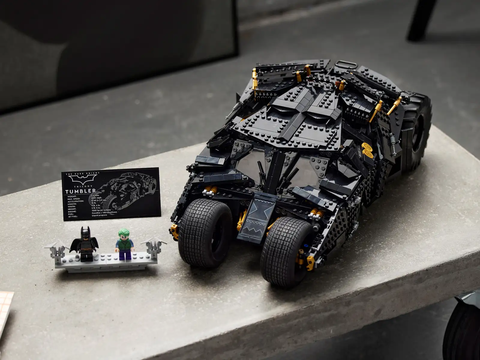LEGO® DC Batman™ Batmobile™ Tumbler 76240