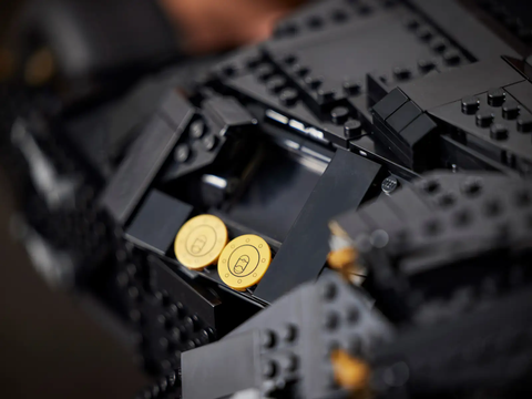 LEGO® DC Batman™ Batmobile™ Tumbler 76240