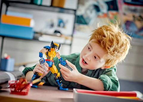 LEGO MARVEL Wolverine Construction Figure 76257