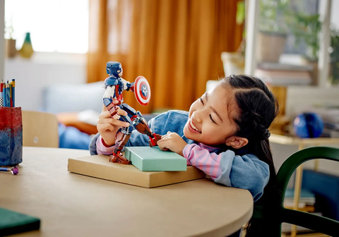 LEGO MARVEL Captain America Construction Figure 76258