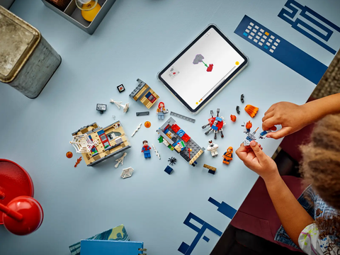 LEGO Marvel Peter Parker’s Apartment 76317