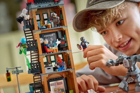 LEGO Marvel Spider-Man vs. Mysterio: The Daily Bugle 76342