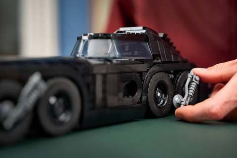 Lego Batman Returns™ Batmobile™ 76355