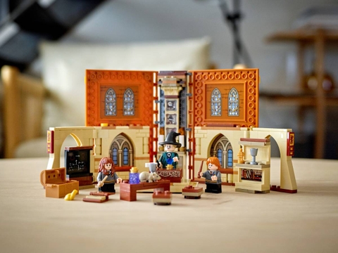 Lego Harry Potter Hogwarts Moment: Transfiguration Class 76382